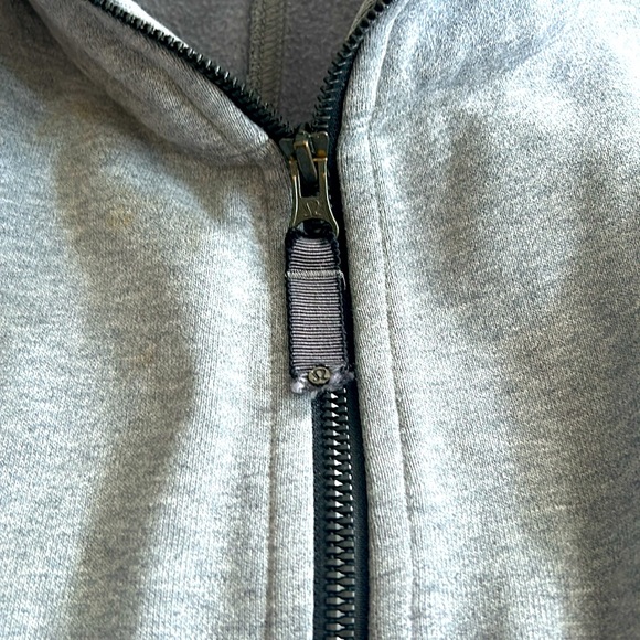 Lululemon zip up sweater size 8 - Picture 4 of 5